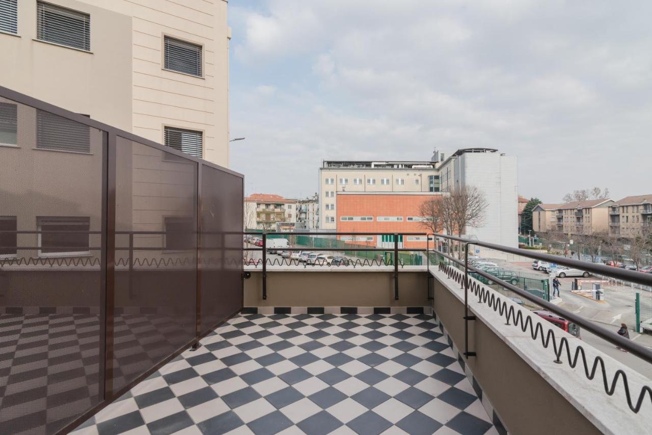 Ferienwohnung Pavia Tower - By Host4U Exterior foto